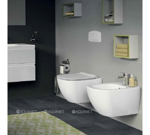 Комплект унитаз подвесной Ideal Standard Tesi AquaBlade с сиденьем микролифт AK0001