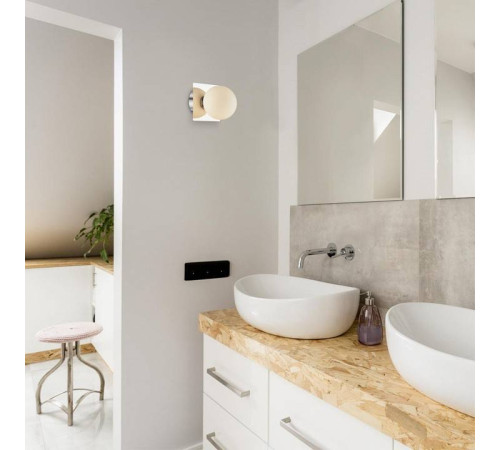 Светильник на штанге Lumion Astrid 4566/1W