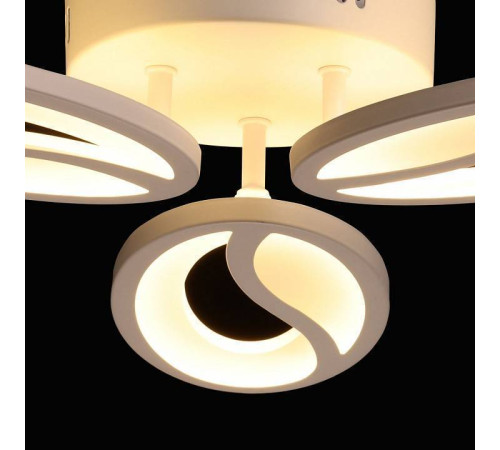 Потолочная люстра De City Мадлен 3xE14 424018003