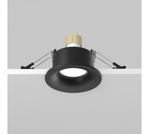 Встраиваемый светильник Maytoni Technical Slim DL027-GU10-B