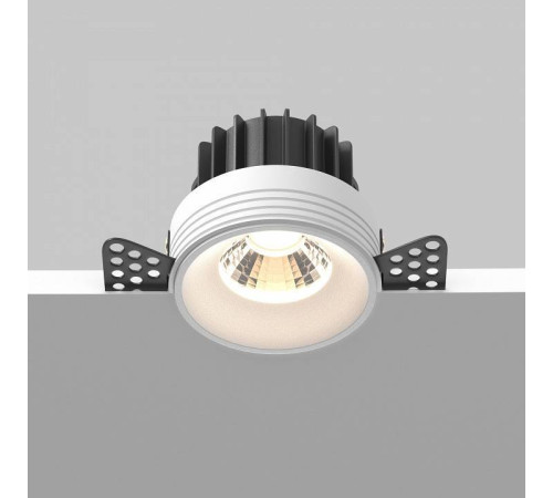 Встраиваемый светильник Maytoni Round DL058-12W3K-TRS-W