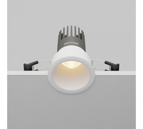 Встраиваемый светильник Maytoni DL116-10W-3K-W