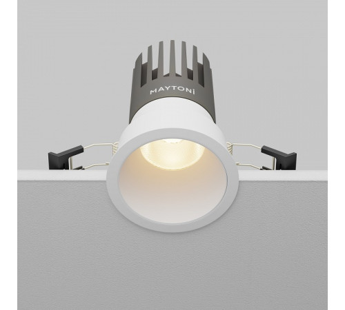 Встраиваемый светильник Maytoni DL118-15W-3K-W