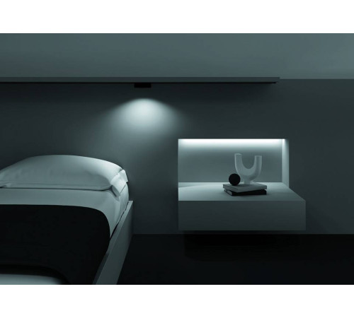 Накладной светильник Maytoni Basis Grid TR084-1-6W4K-B