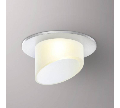 Встраиваемый светильник Novotech Lirio 370897