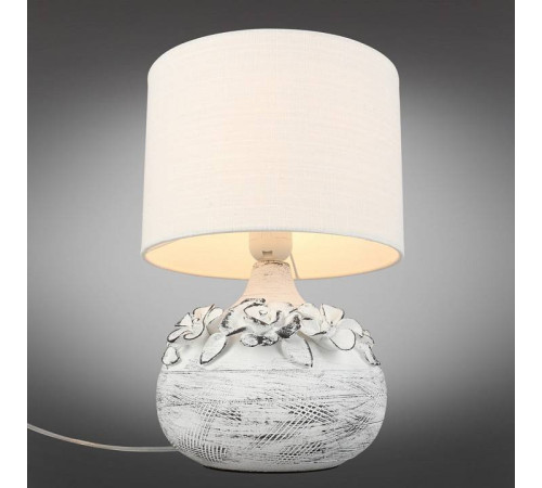 Настольная лампа декоративная Omnilux Valdieri OML-16504-01