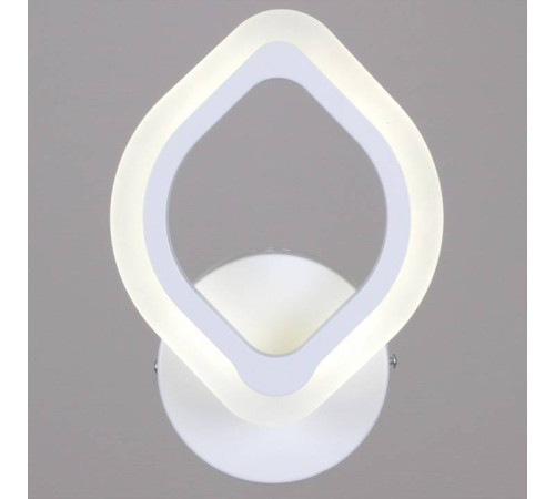 Бра Reluce 02301-1 02301-0.2-01 WH