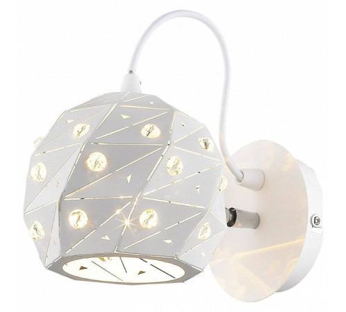 Бра Wertmark Delfina WE263.01.001