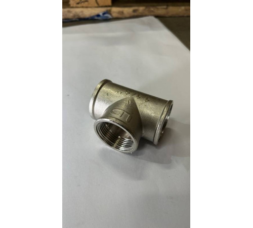 Тройник резьбовой LD 1 1/4 ВВВ латунный никелированный LD.67.514.32