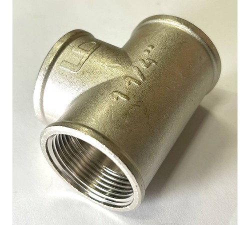 Тройник резьбовой LD 1 1/4 ВВВ латунный никелированный LD.67.514.32