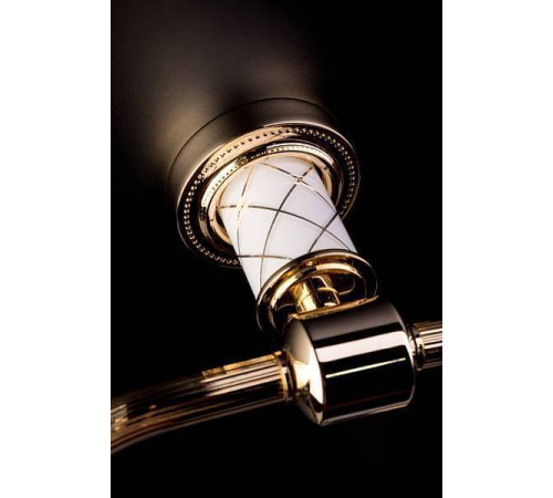 Держатель туалетной бумаги подвесной Boheme Murano с крышкой золото 10901-W-G