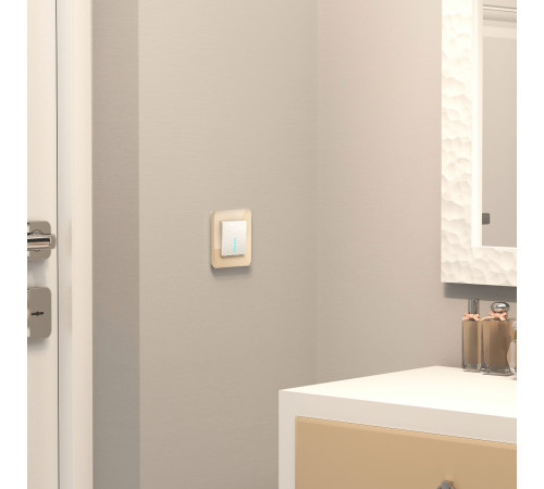 Выключатель одноклавишный с подсветкой (Hammer белый) W1210101