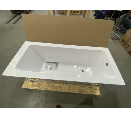 Ванна встраиваемая Gruppo Treesse Quadra 1700х700 мм V0721