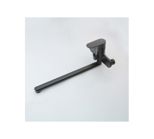 Смеситель для ванны с длинным изливом Aquanet Ника матовый черный AQ1842MB