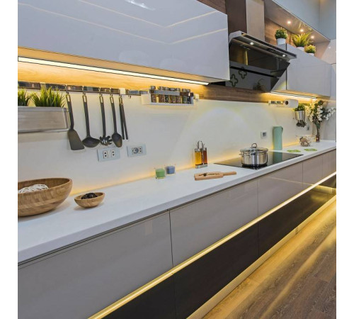 Короб накладной Apeyron Electrics 08-07-ЧБ