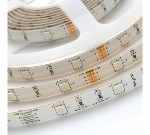 Комплект с лентой светодиодной Apeyron Electrics 10-03