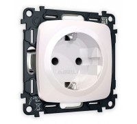 Розетка с заземлением и со шторкой, без рамки Ambrella Volt Quant MO207010