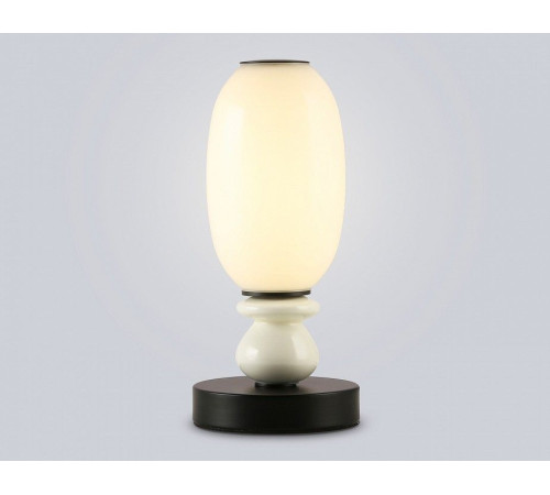 Настольная лампа декоративная Ambrella Light LH LH53154
