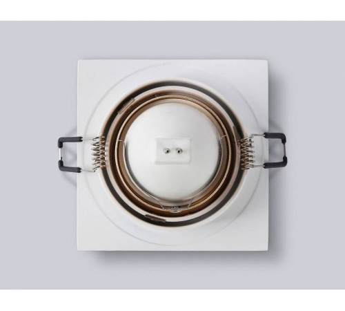 Встраиваемый светильник Ambrella Light TN TN102827