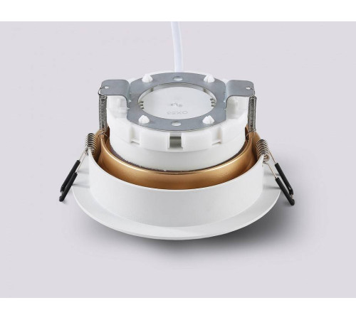 Встраиваемый светильник Ambrella Light TN TN52332