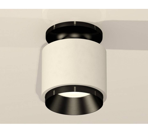 Накладной светильник Ambrella Light XS XS7510060