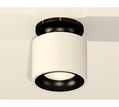 Накладной светильник Ambrella Light XS XS7510061