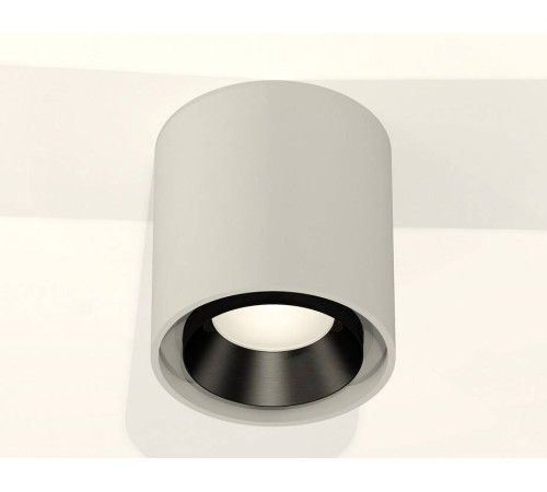 Накладной светильник Ambrella Light XS XS7724002