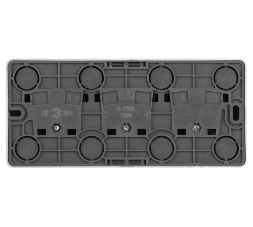 Розетка тройная с заземлением и со шторками Эра Эра Эксперт 11-2208-03