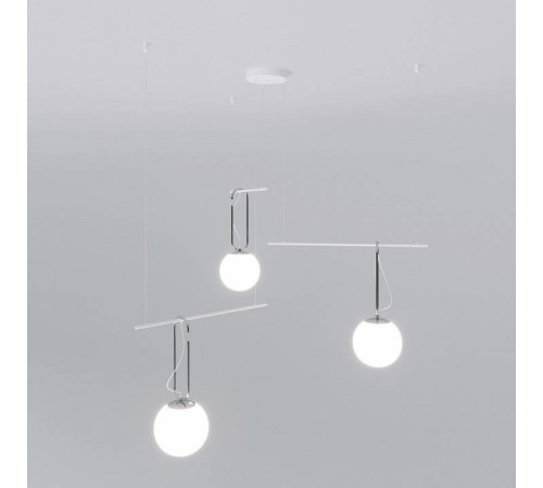 Подвесная люстра Eurosvet Riche 70143/3 белый