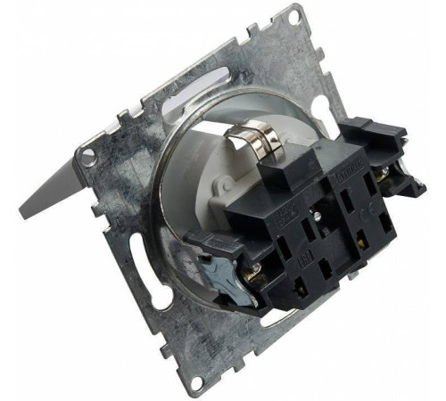 Розетка с заземлением и с шторками, без рамки с крышкой Stekker Катрин 39580