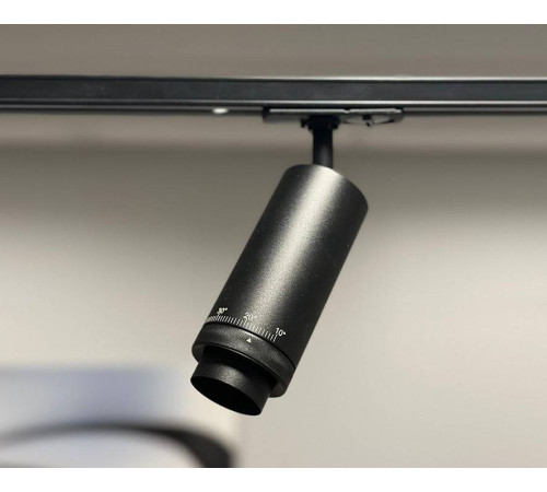 Светильник на штанге Italline IT02 IT02-021 black 3000K-4268