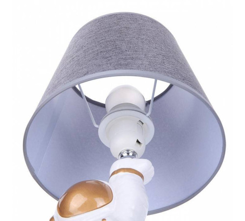 Настольная лампа декоративная Lumion Atlas 8208/1T