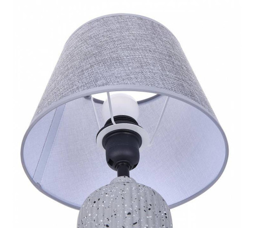 Настольная лампа декоративная Lumion Fanna 8216/1T
