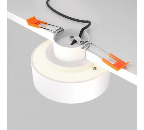 Встраиваемый светильник Maytoni Planet DL035-2-L6W4K