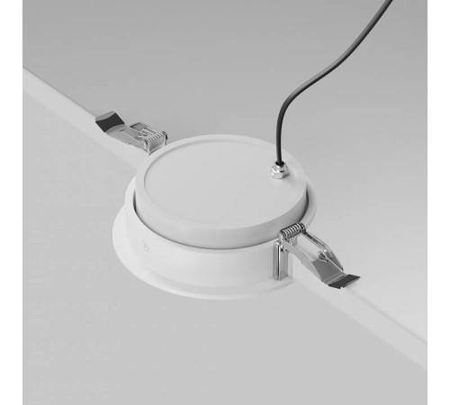 Встраиваемый светильник Maytoni Lens DL105-12W4K-W