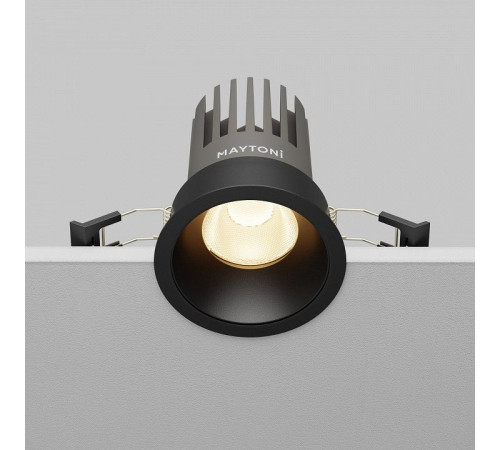 Встраиваемый светильник Maytoni DL117-15W-3K-B
