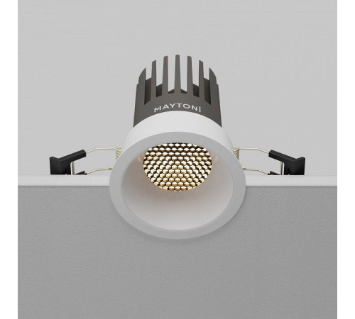 Встраиваемый светильник Maytoni DL117-15W-3K-W