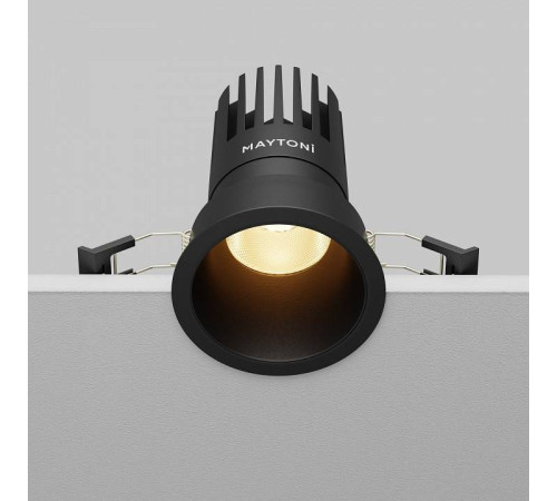 Встраиваемый светильник Maytoni Dip DL118-15W-2.7K-B