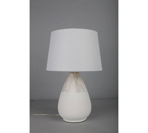 Настольная лампа декоративная Omnilux Parisis OML-82114-01