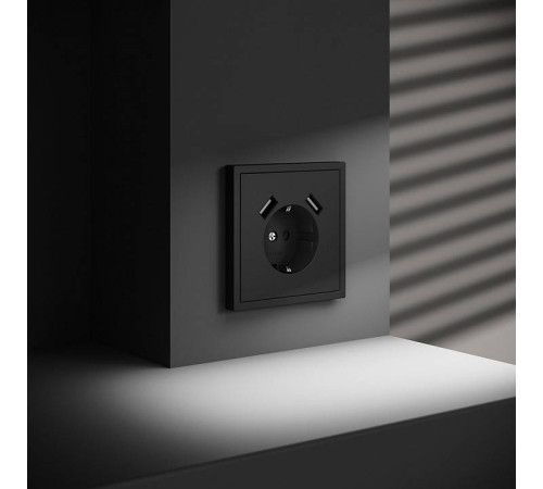 Розетка с заземлением и со шторкой и 2хUSB type A, без рамки Voltum S70 VLS040408