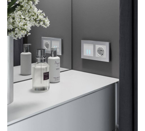 Выключатель сенсорый двухклавишный с подсветкой, без рамки Werkel белый W4520001