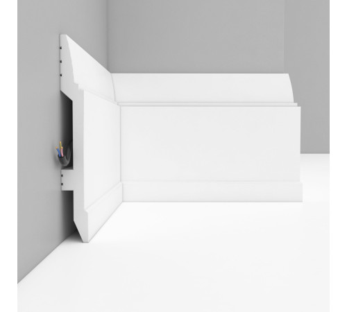 Плинтус напольный DECOMASTER D104 DM 150х17х2000 мм D104 DM