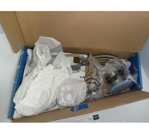 Смеситель для раковины GROHE Eurocube 109 мм со сливным гарнитуром 23445000