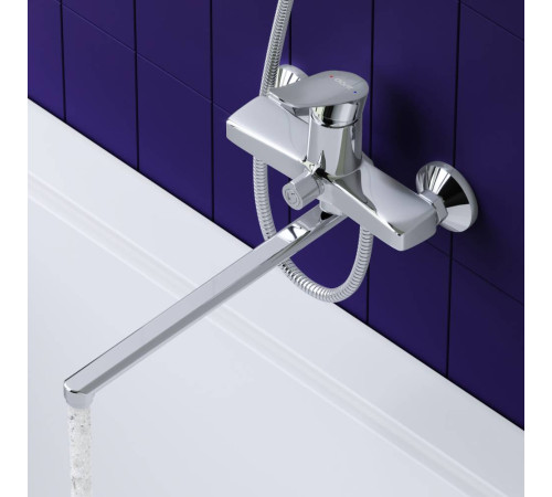 Смеситель для ванны и душа с душевым гарнитуром DORFF Ultra D5095000