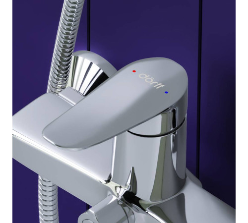 Смеситель для ванны и душа с душевым гарнитуром DORFF Ultra D5095000