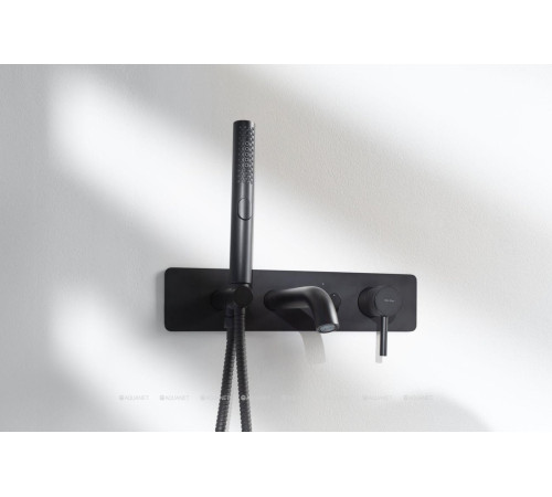 Смеситель для ванны встраиваемый Allen Brau Priority излив 205 мм черный матовый 5.31006-31