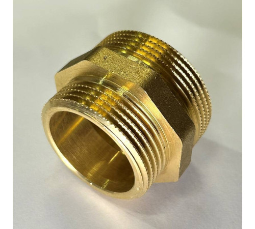 Ниппель редукционный LD Pride 1 1/2 x 1 1/4 латунь LD.65.503.40х32