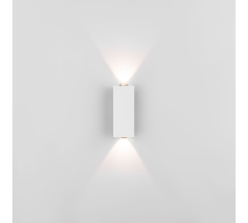Настенный светодиодный светильник Petite LED 40110/LED белый