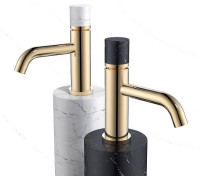 Смеситель для раковины Boheme Stick золото/черный 121-G-MR-BLACK