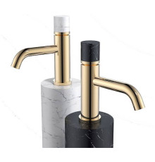 Смеситель для раковины Boheme Stick золото/черный 121-G-MR-BLACK